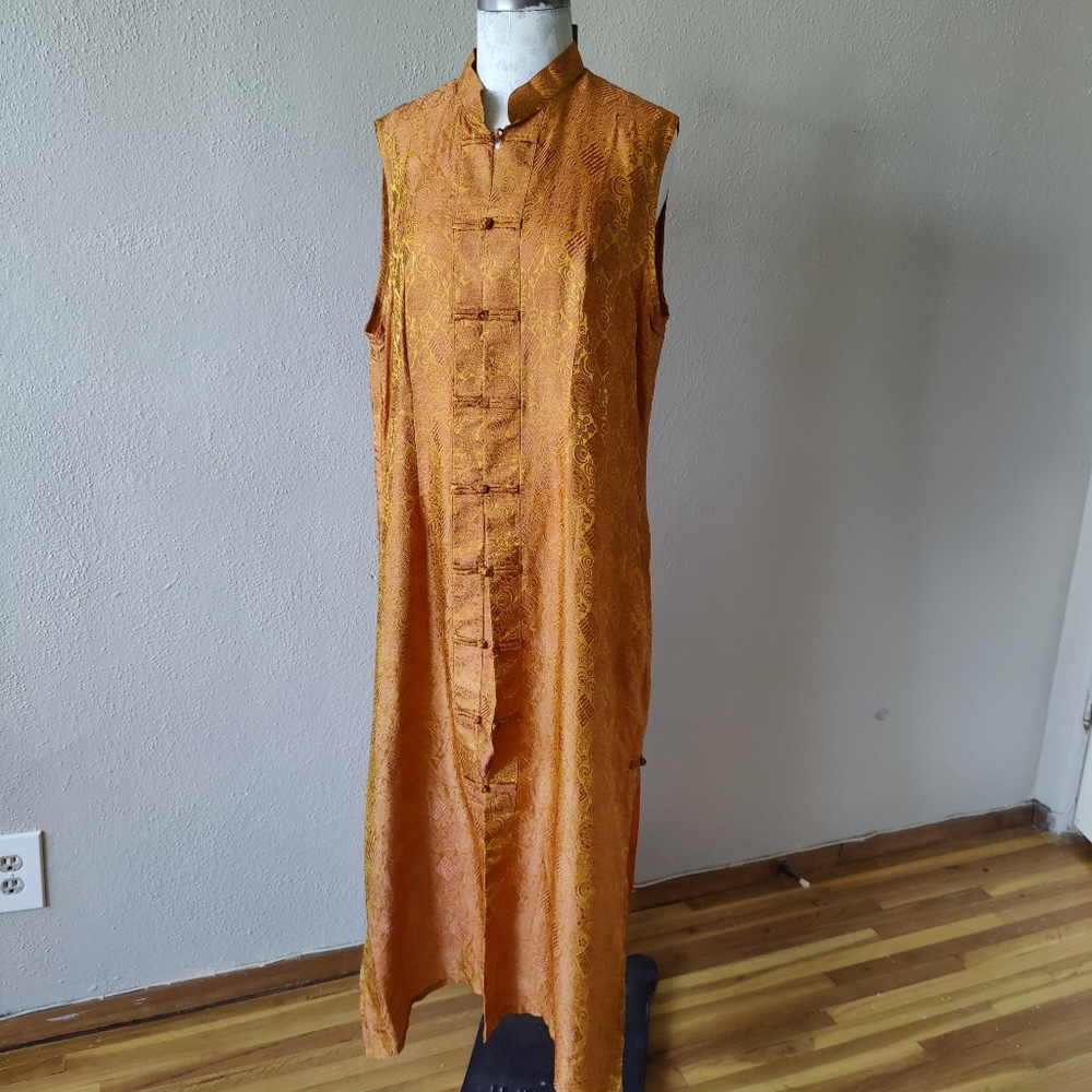 Viet Silk XXL Sleeveless Floor Length Vest Frog Closure Stunning